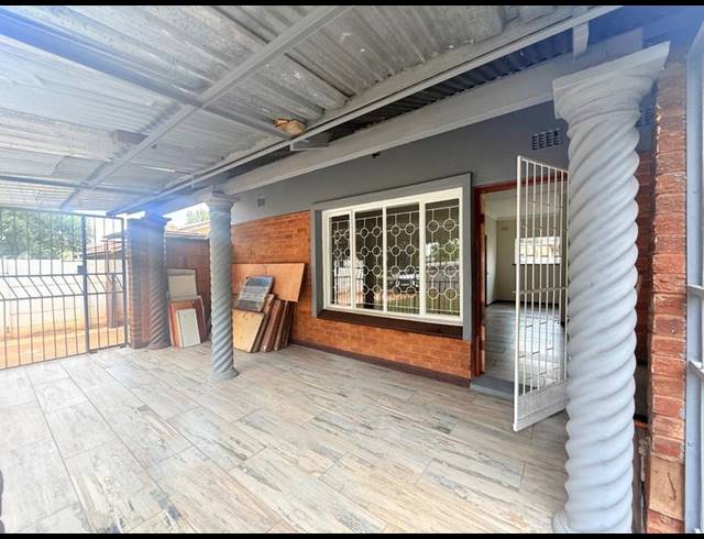 3 BEDROOM HOUSE FOR SALE IN VANDERBIJLPARK CW 2